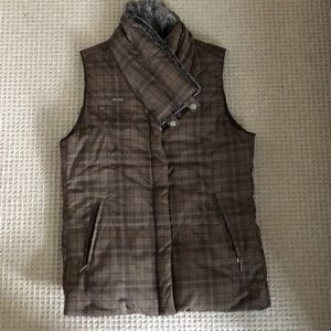 Columbia vest